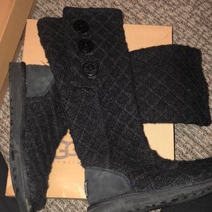 Ugg lattice cardy boots size 7 like new